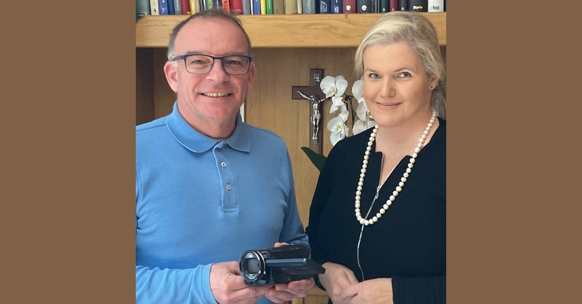 Spende des gemeinnützigen Kunst- und Kulturvereins Alexandra Wilczek an den Chor der Pfarre Harmannsdorf-Rückersdorf im November 2025